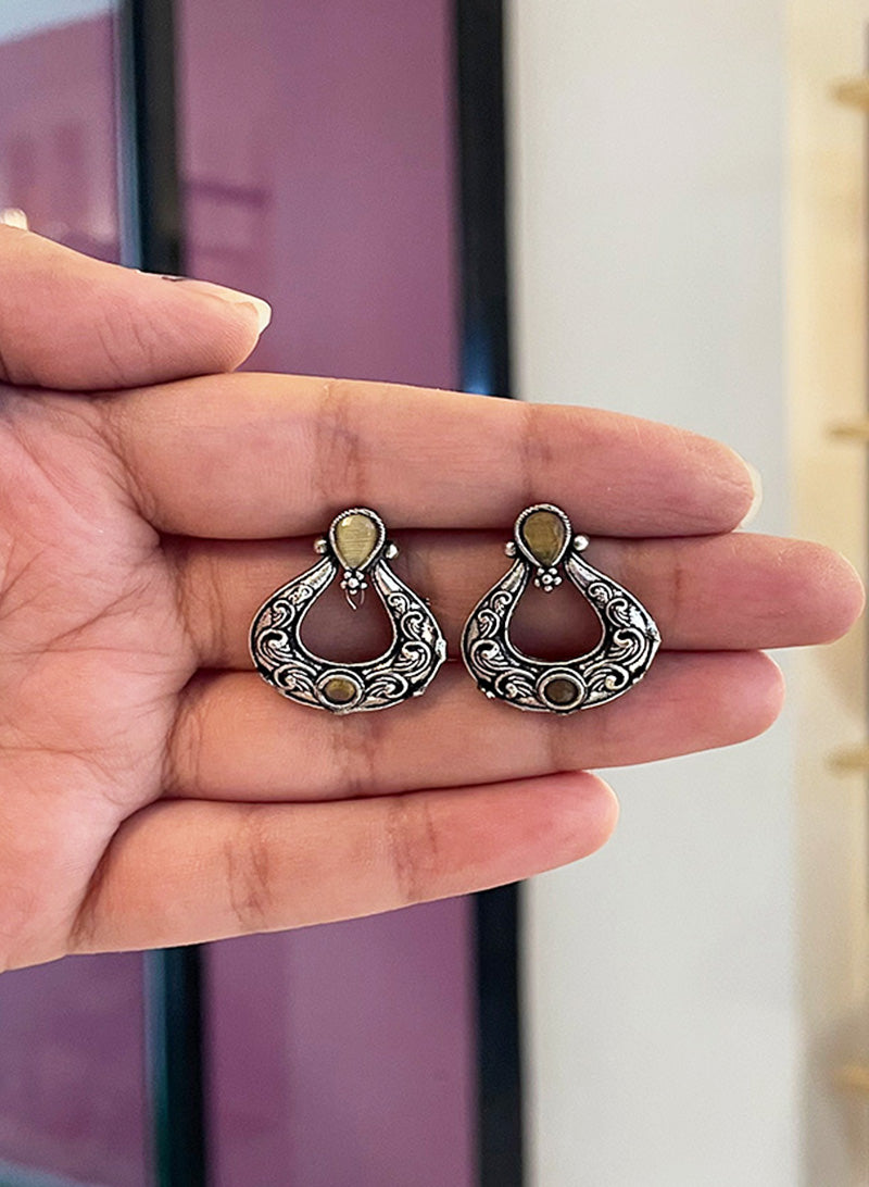 Nivanshi earrings