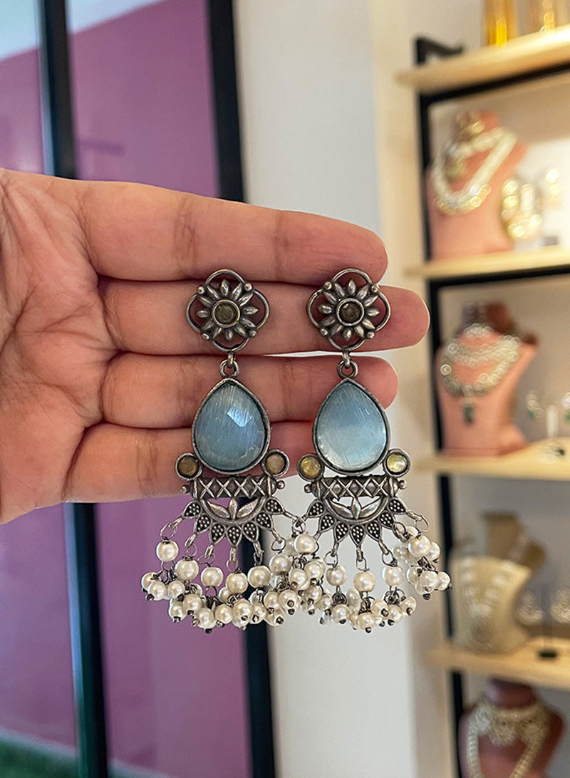 Erishaa Earring