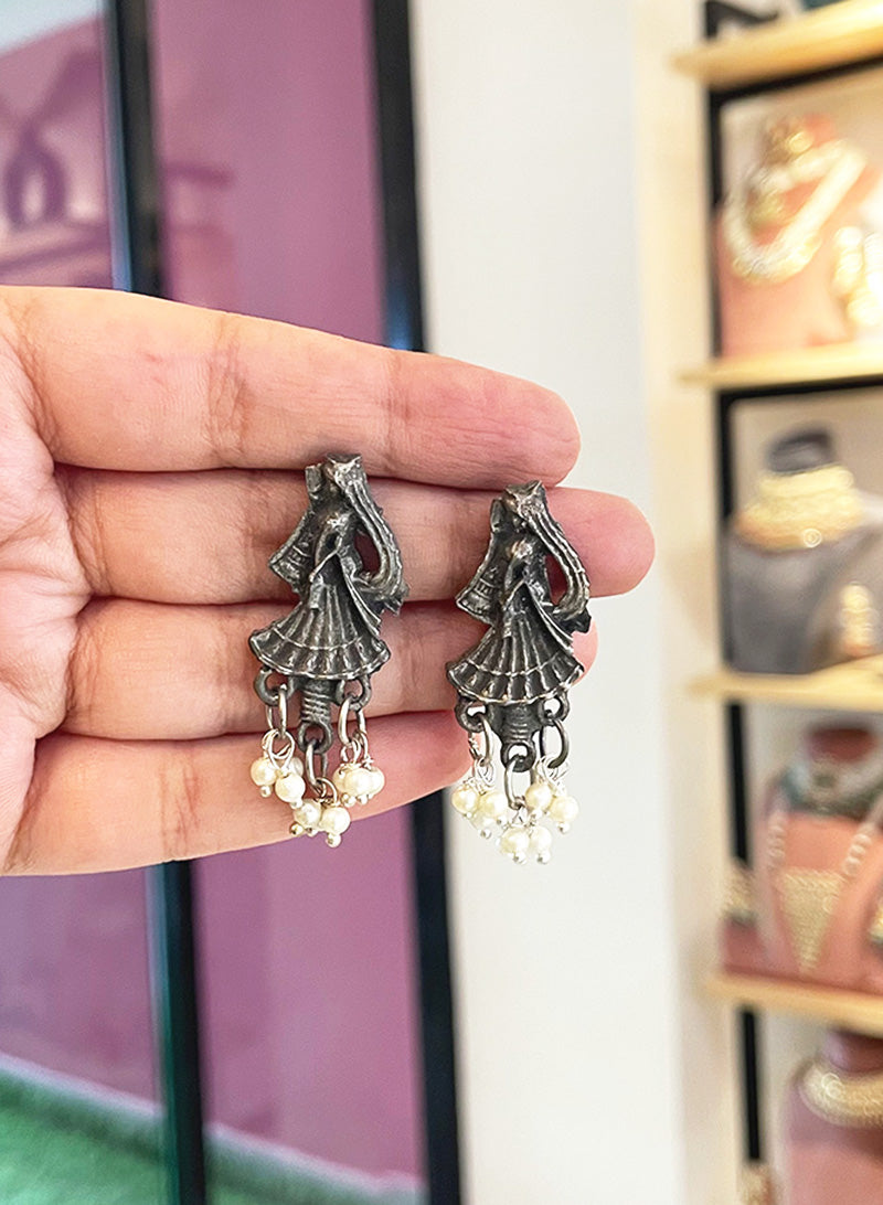 Nilani earrings