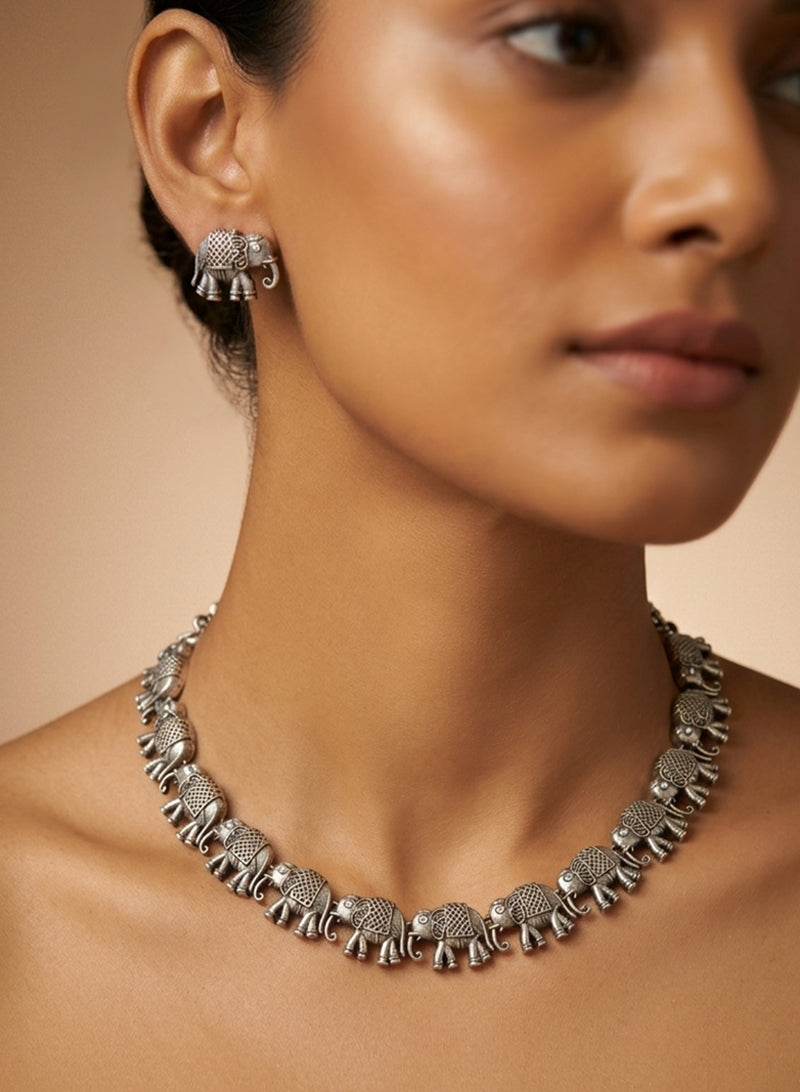 Meshi Necklace Set