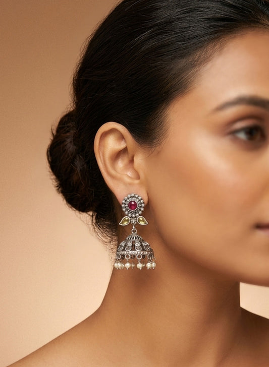 Kamalikaa jhumka