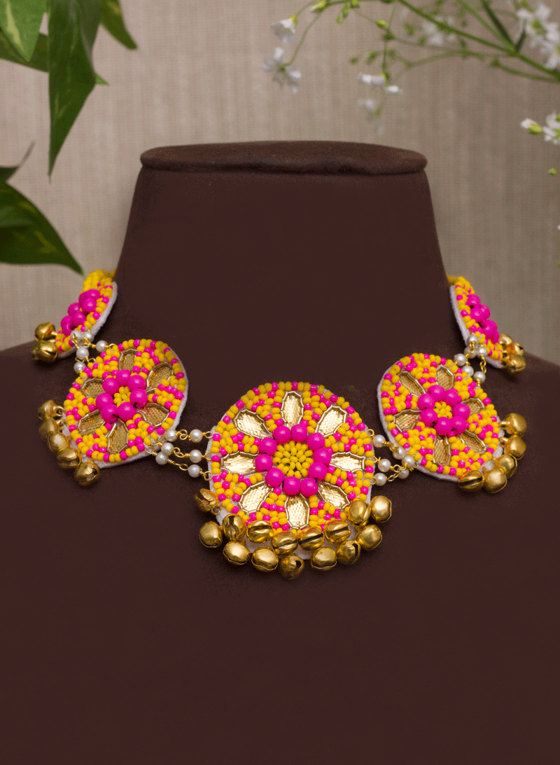 Heena Gota Choker