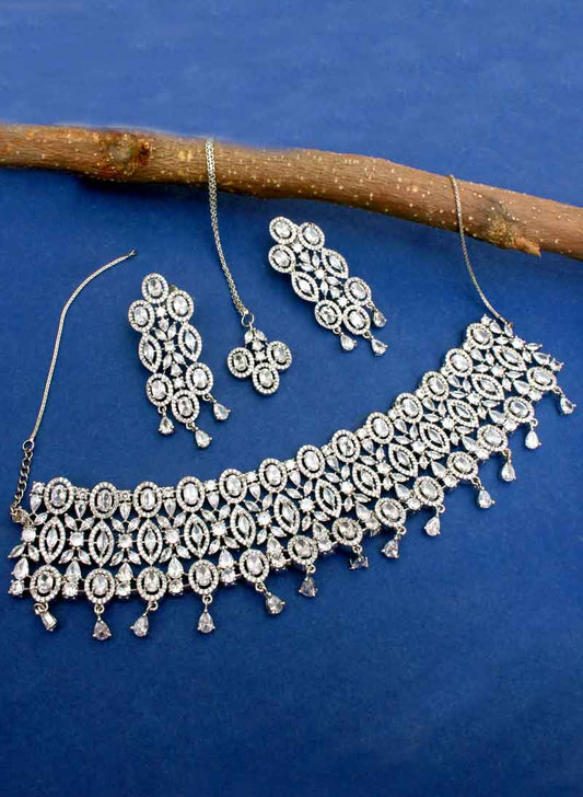 Silver Statement Ad Choker Maangtika Set