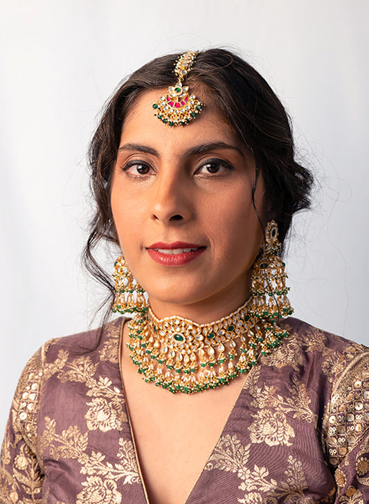 Akira kundan Bridal set with maangtika