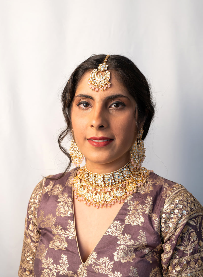 Anvesha kundan Bridal set