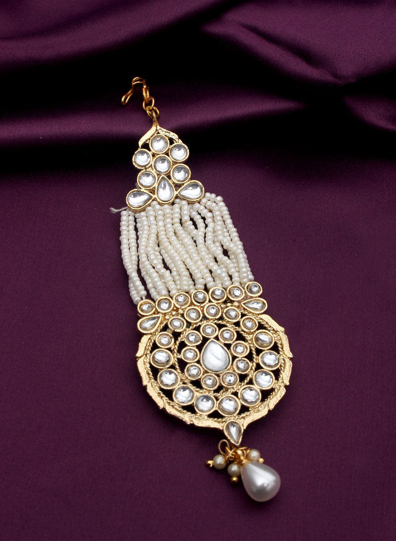 Pearl String Golden Passa
