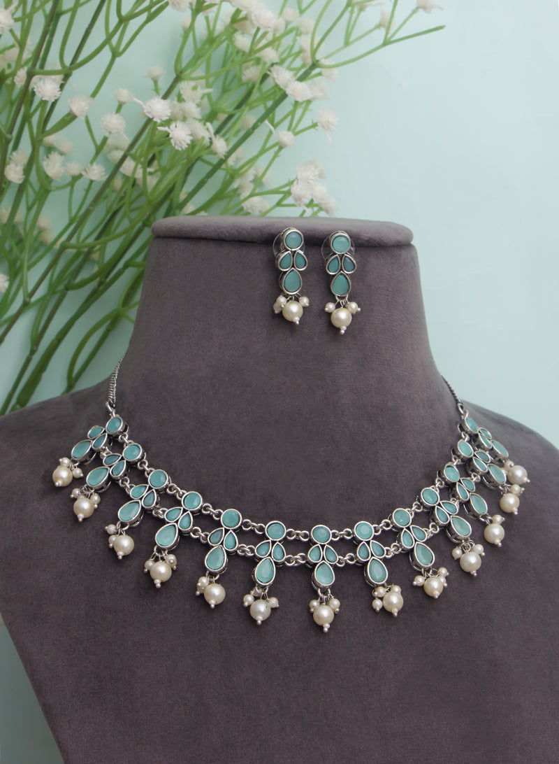trishangi choker set