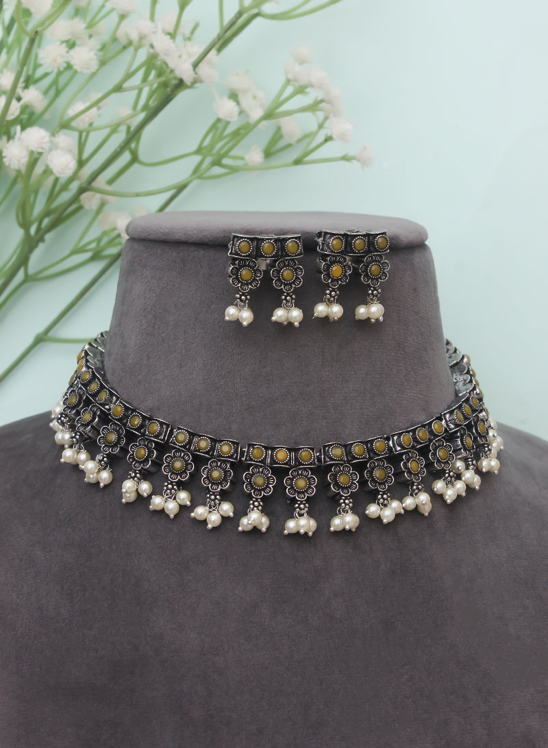 chaitrali choker set