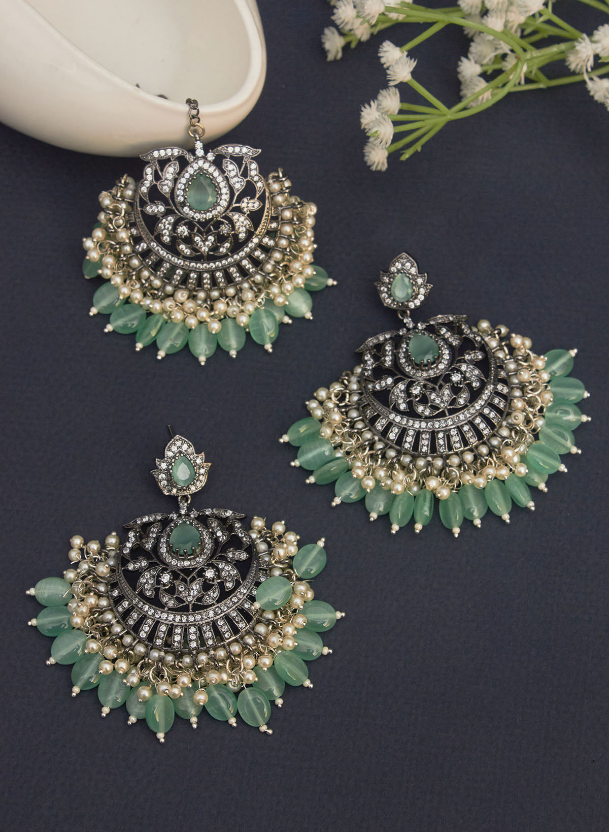 Kavisha ad maangtika set
