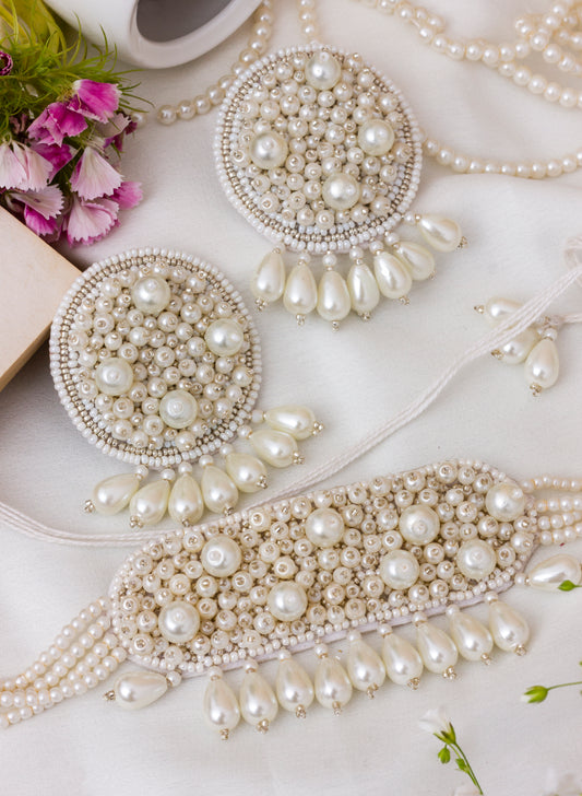 AAFIYA necklace set