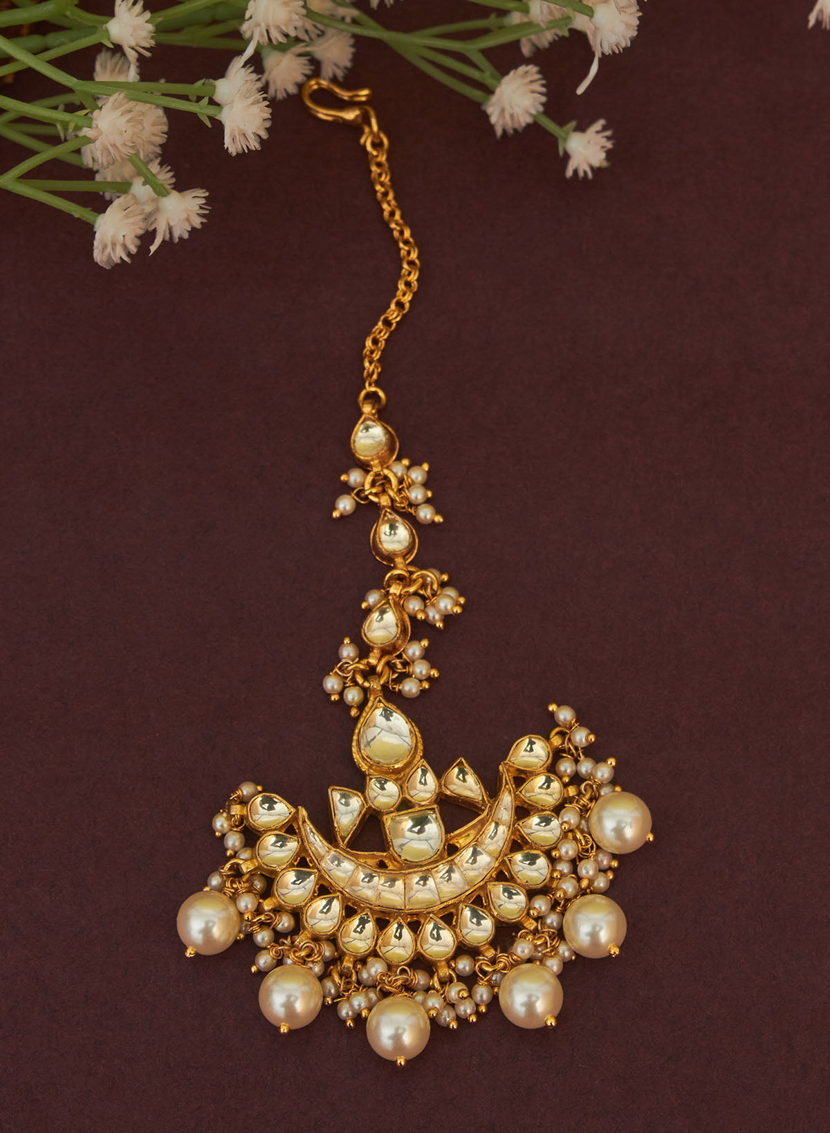 Kejal kundan maangtika