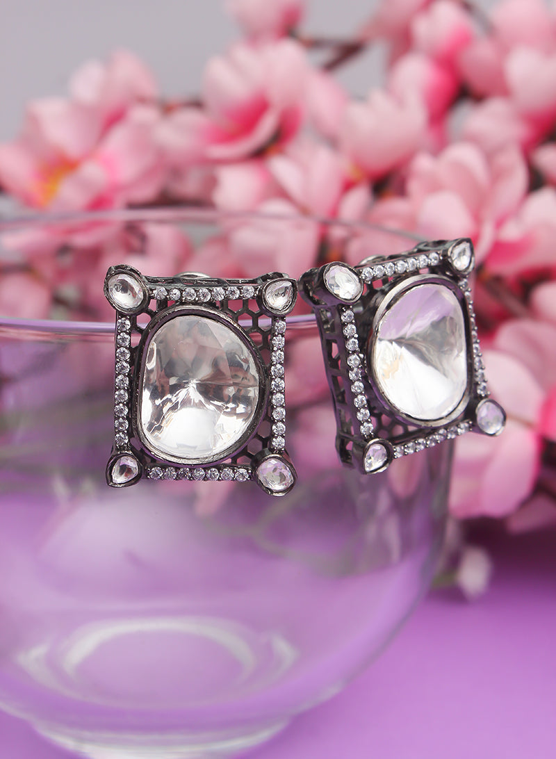 Fiona AD stud