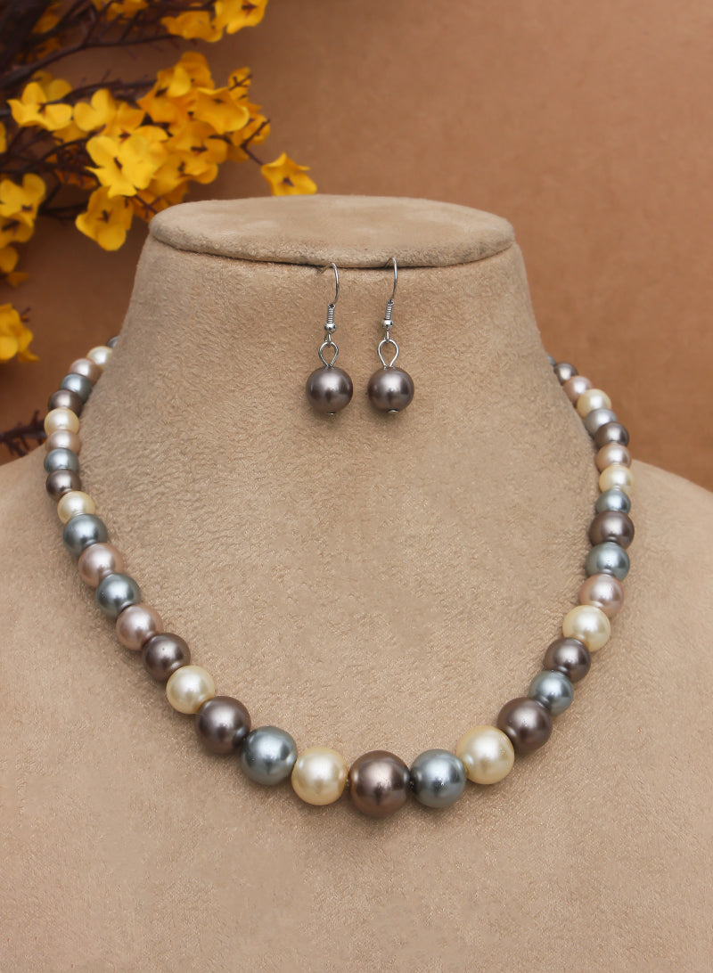 Alicia pearl necklace set