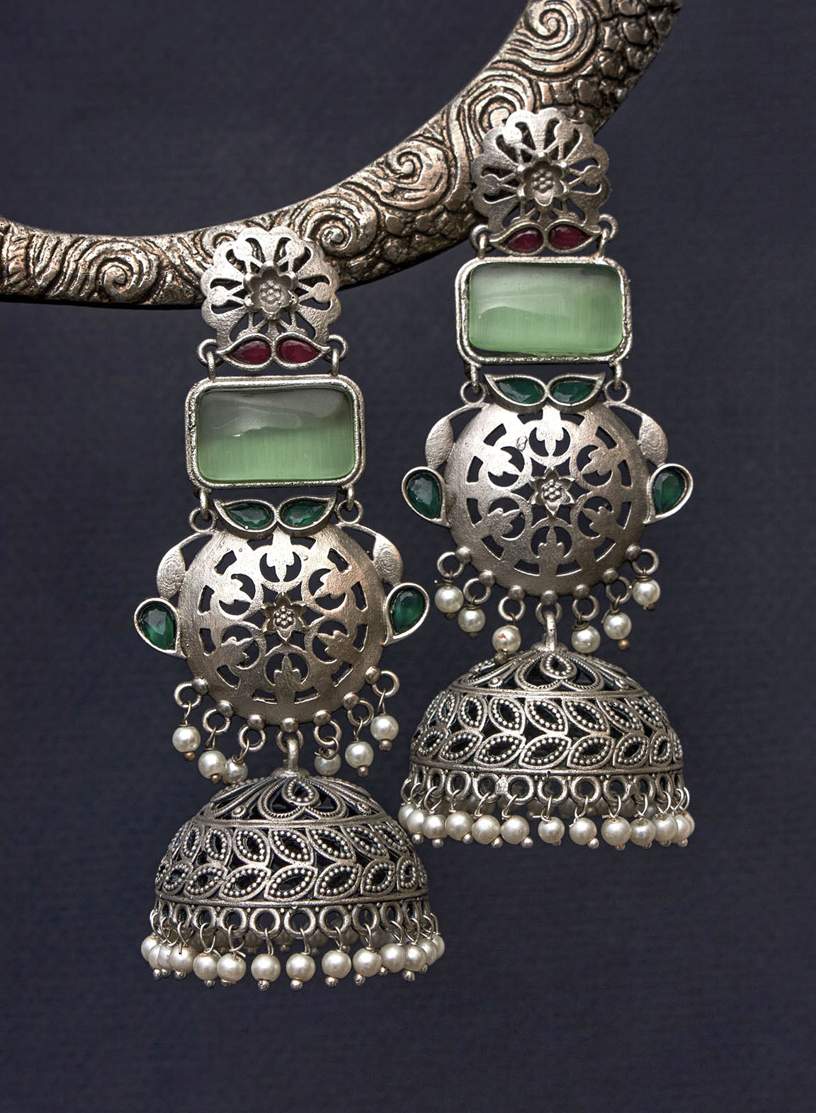 Pravina stone jhumka