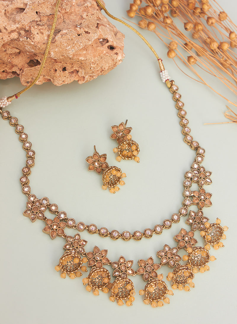 Prakriti double layer choker set