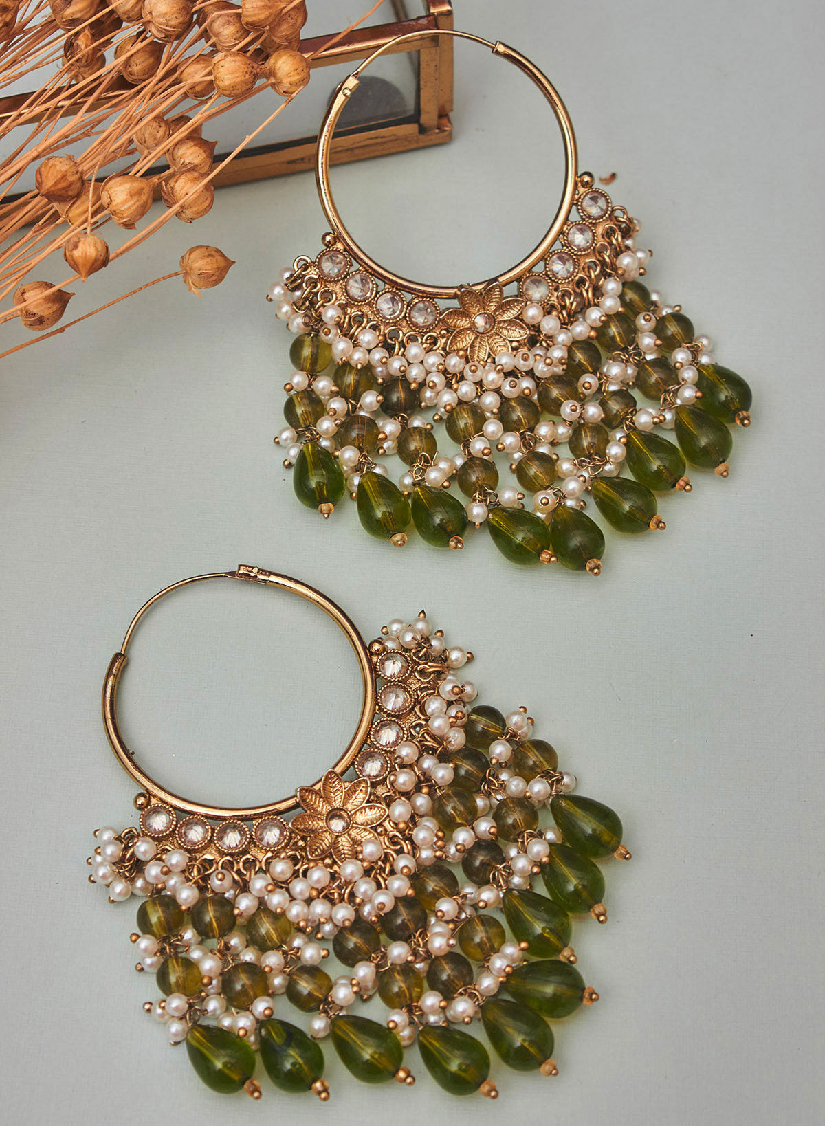 Miransha bead hoop