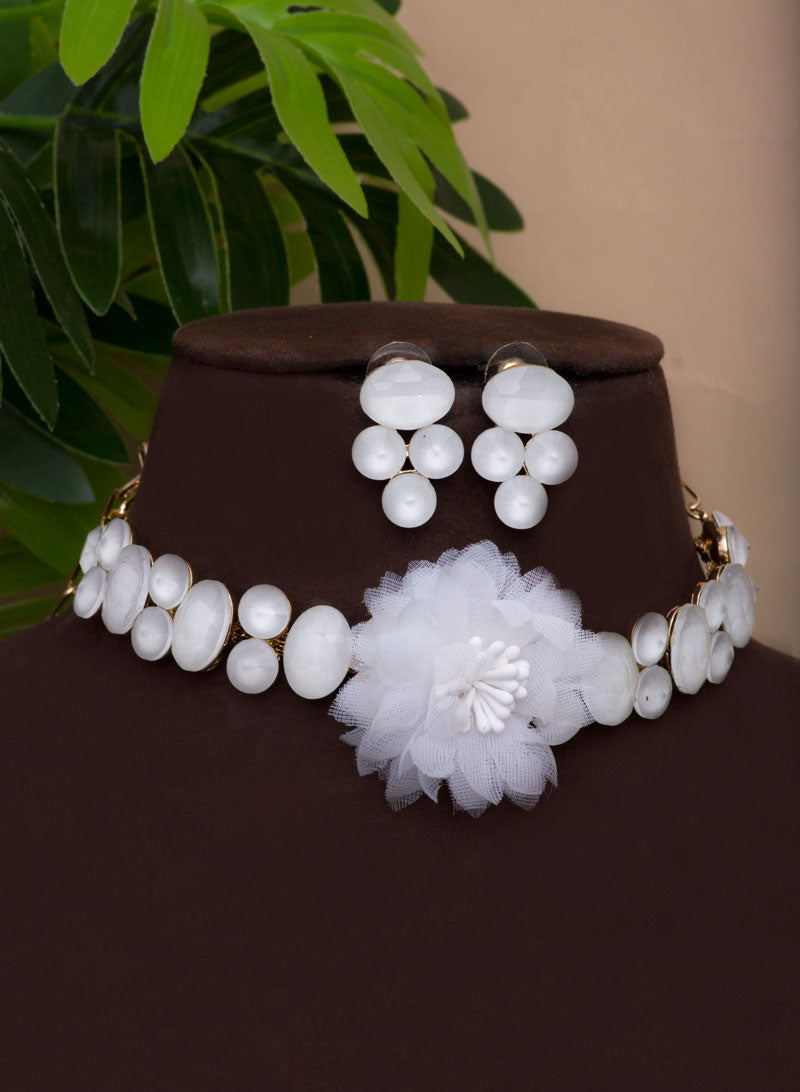 nina floral choker