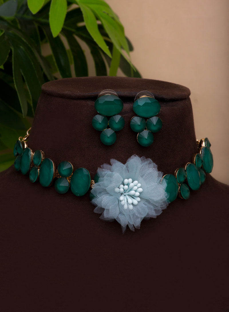 nina floral choker