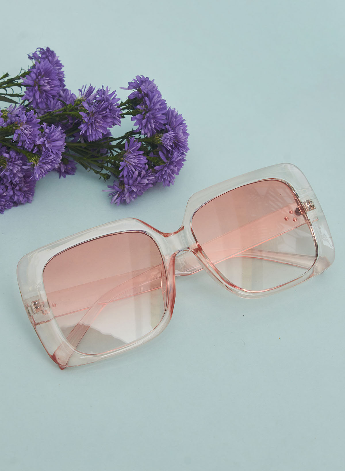 Oversized Retro Sunglass
