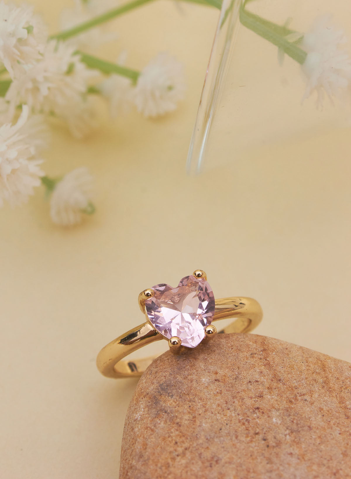 Itzel heart ring