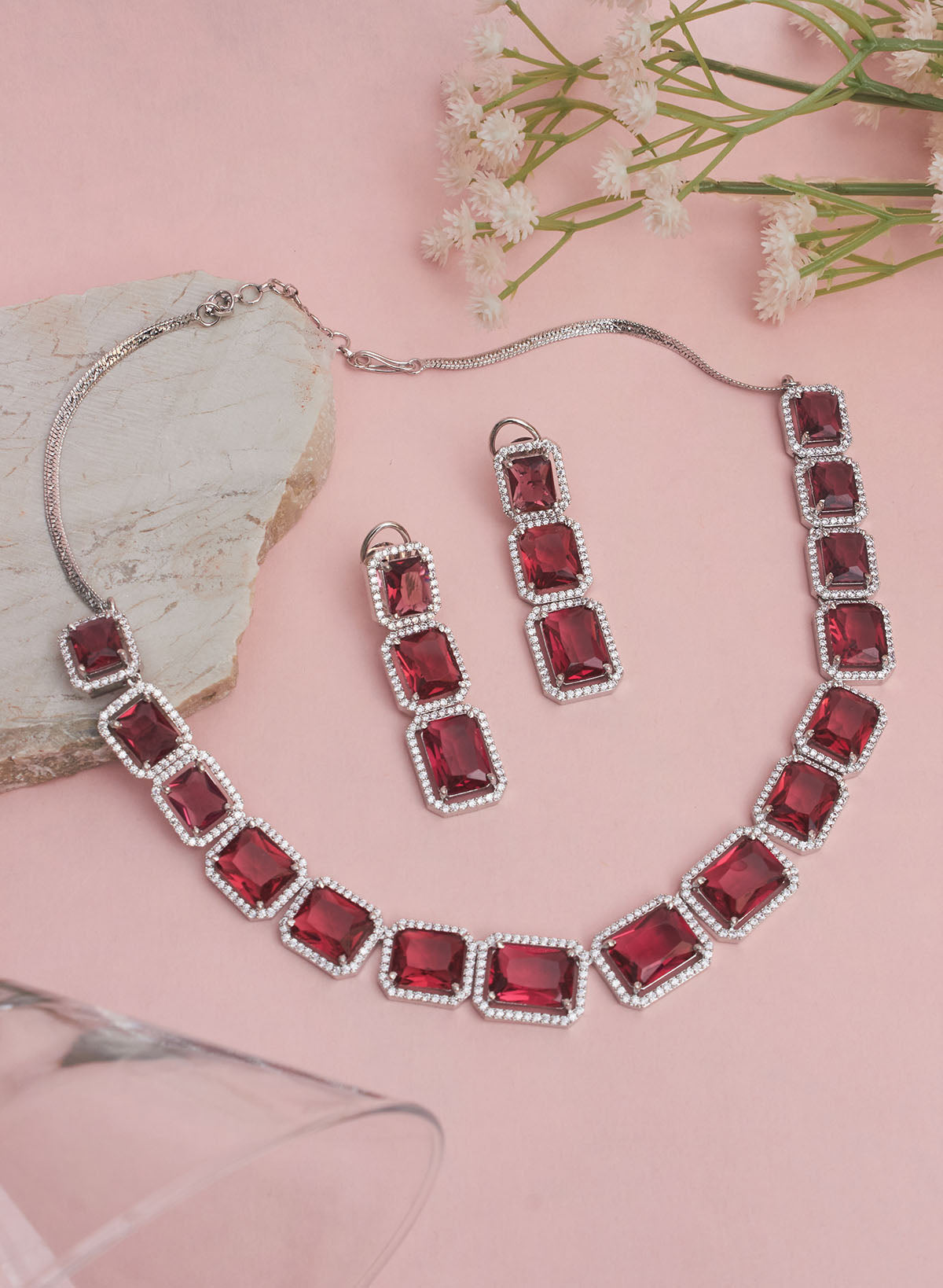 Sharina ad necklace set