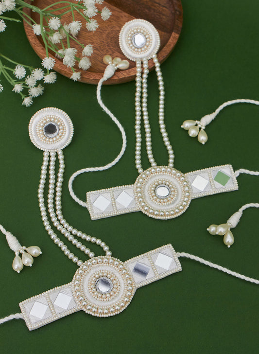 Aadila mirror haathphool