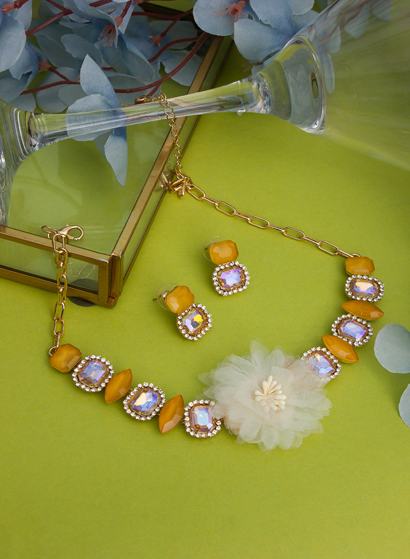 Taylor Floral Choker