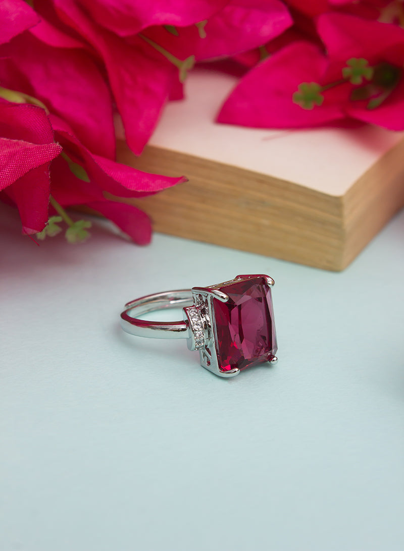 Wren Stone Ring