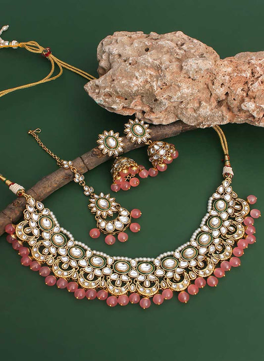 Hira Necklace Set with Maangtika