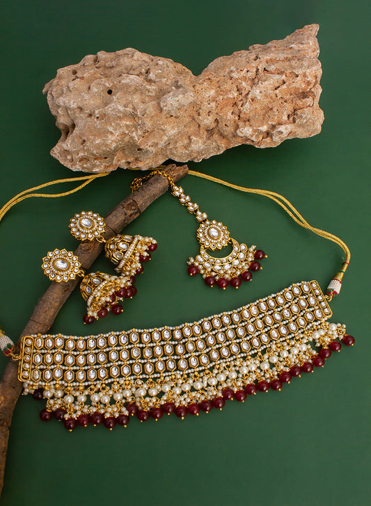 Irma Necklace Set with Maangtika