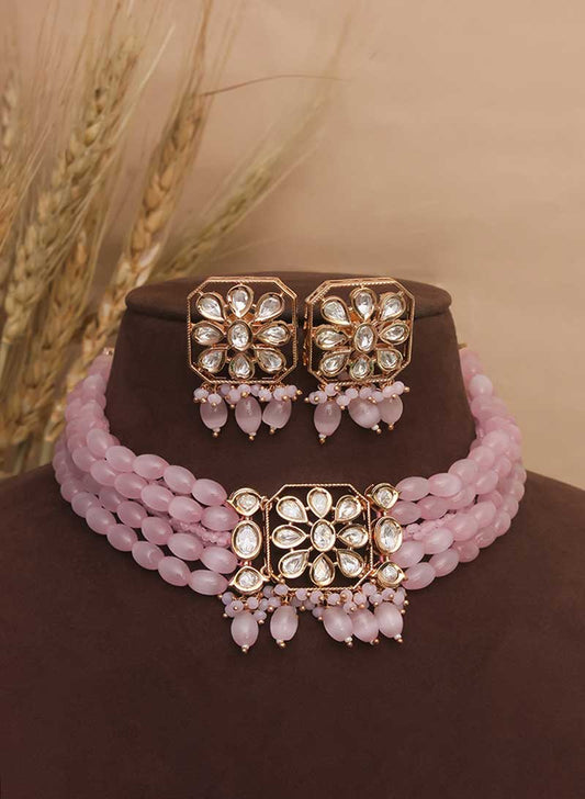 Larisa Kundan Choker