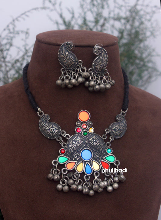 multicolor stone paisley choker set
