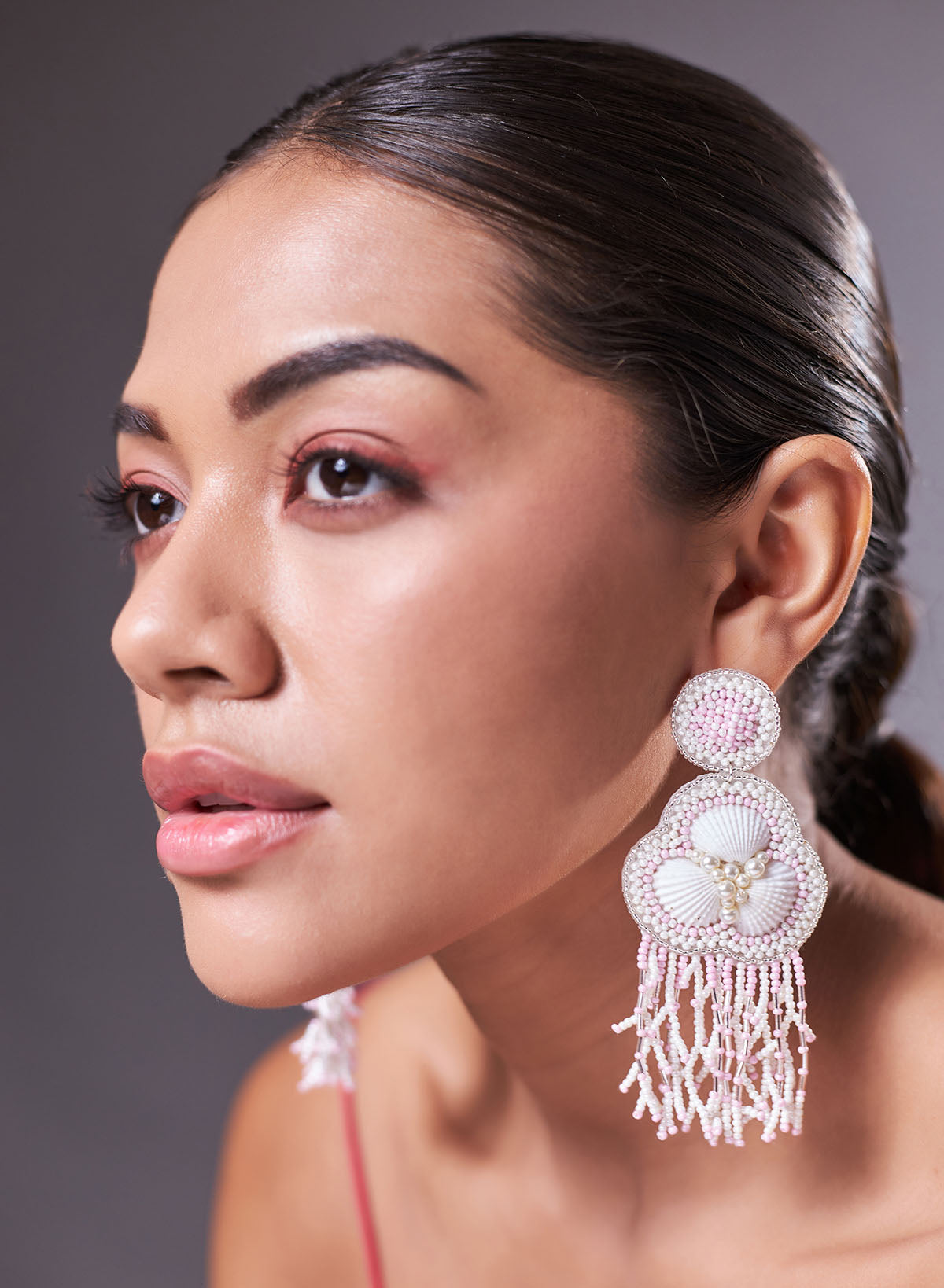 Nixi shell earring