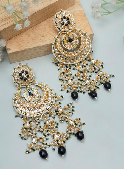 Stutvi Long Earrings