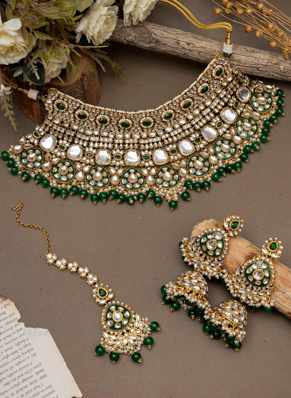 Rukshidha Necklace set with Maangtikka