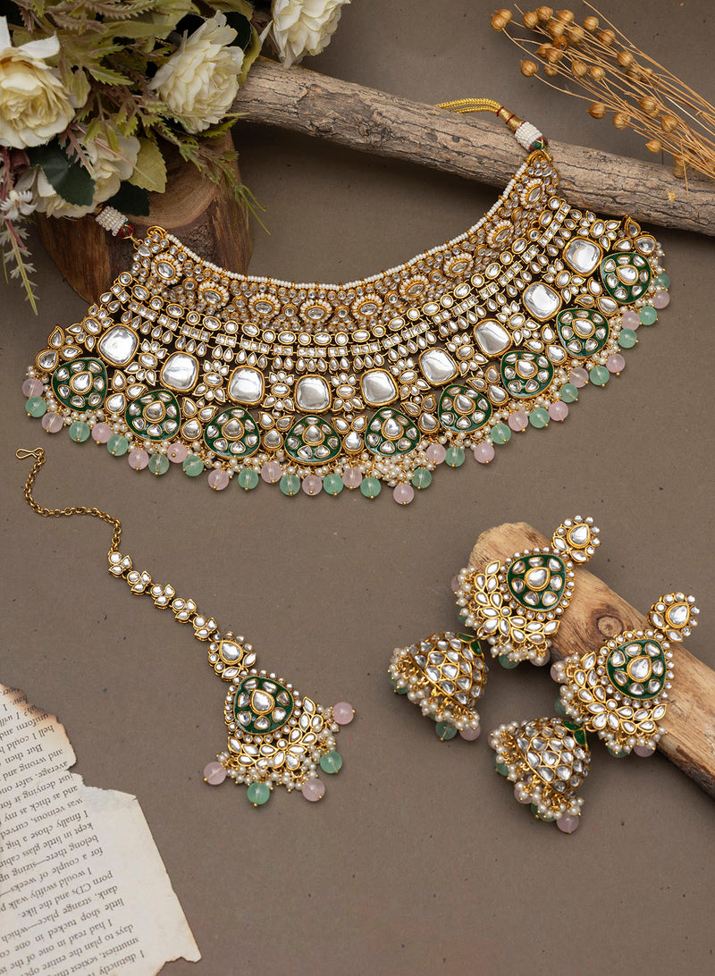 Rukshidha Necklace set with Maangtikka