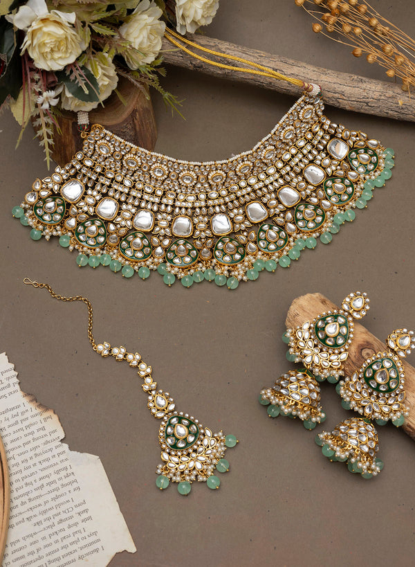 Rukshidha Necklace set with Maangtikka