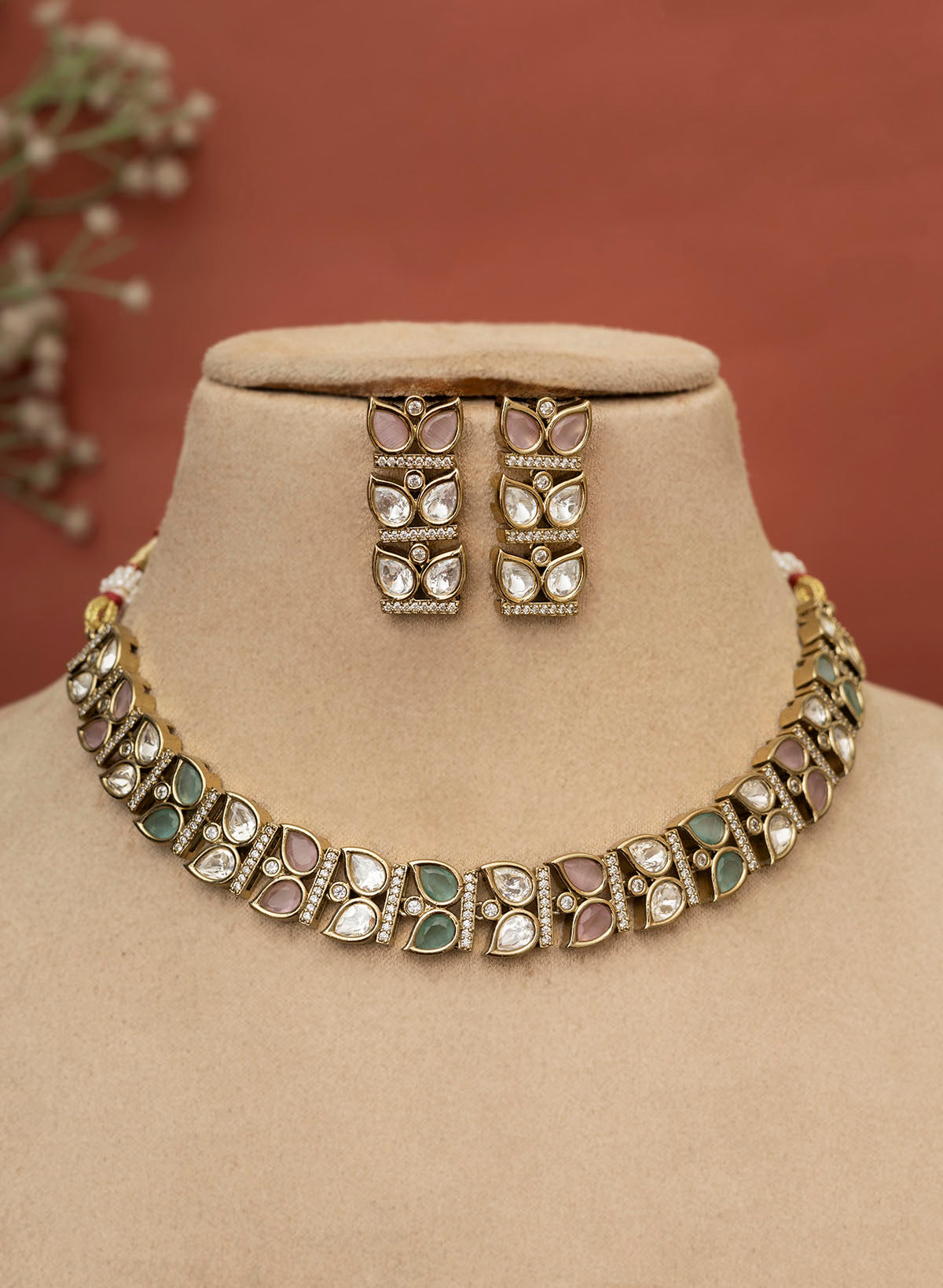 Asmi Necklace Set