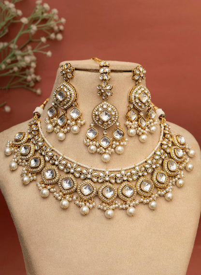 Humsini Necklace Set