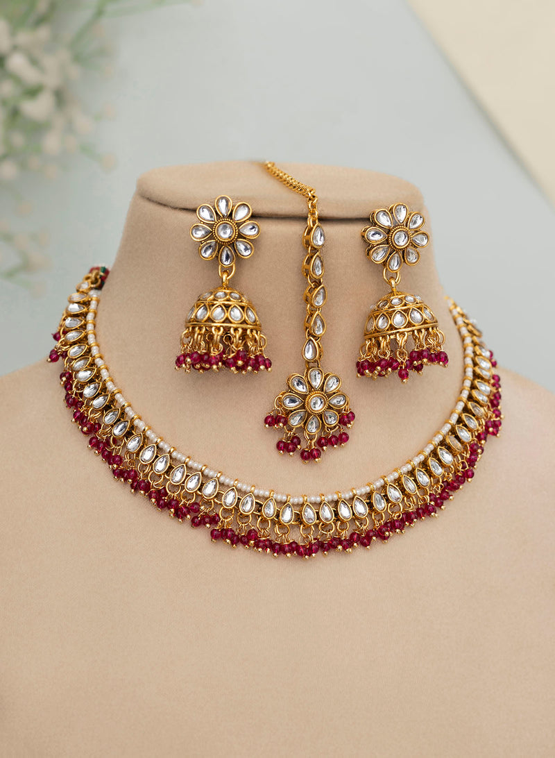 Ikshana Kundan Necklace set