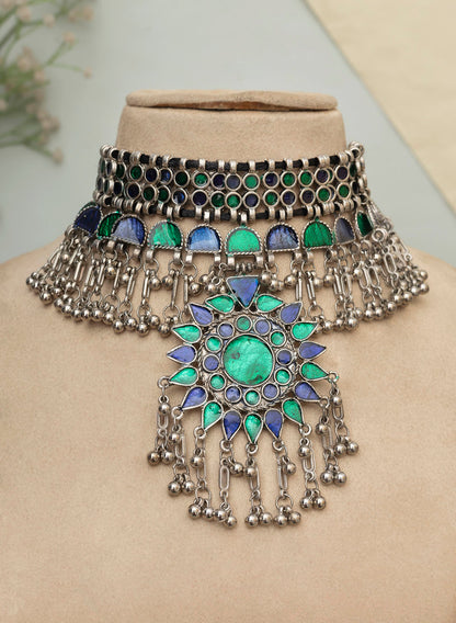 Dariksha Choker