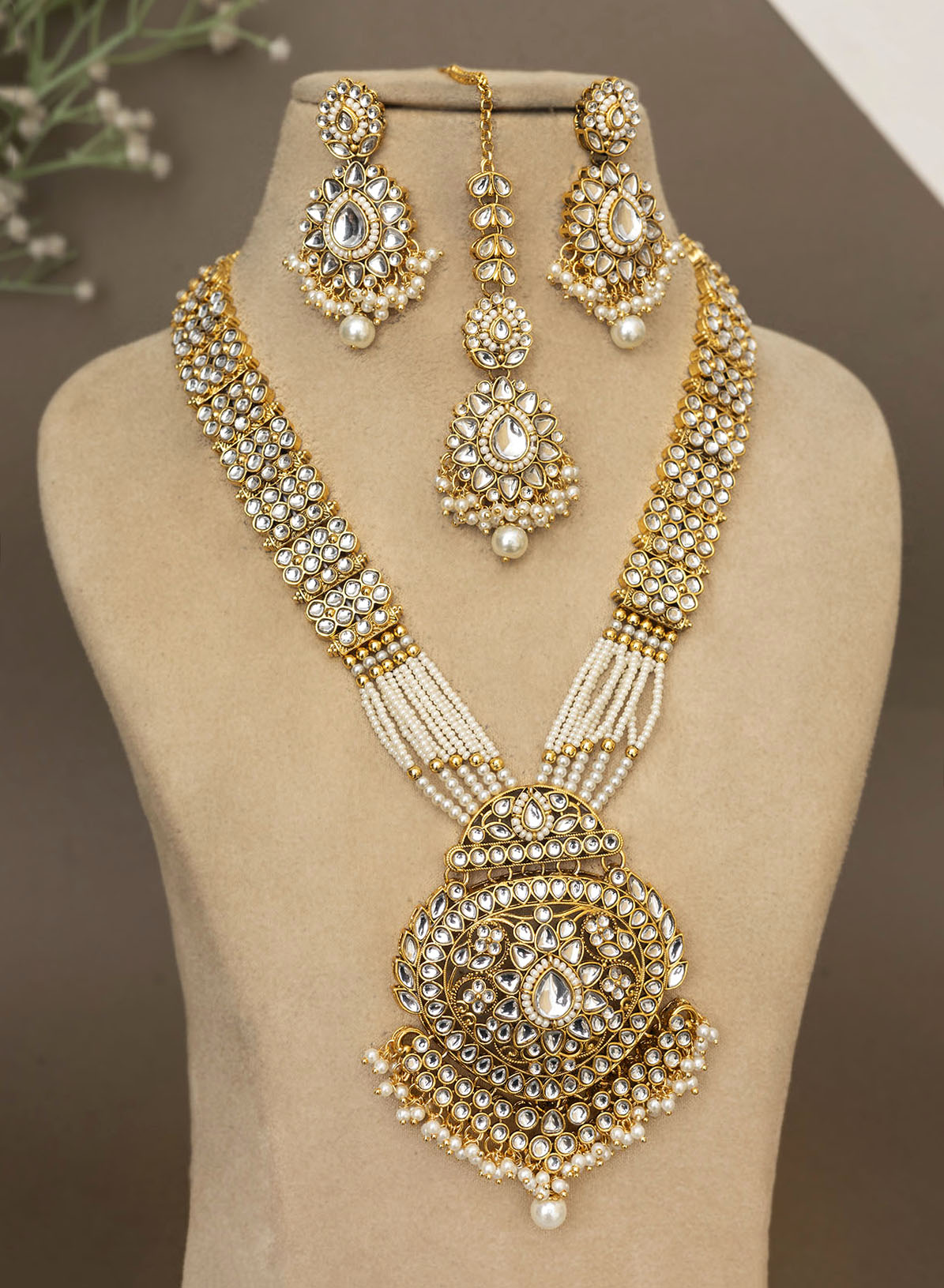 Bakulika necklace set
