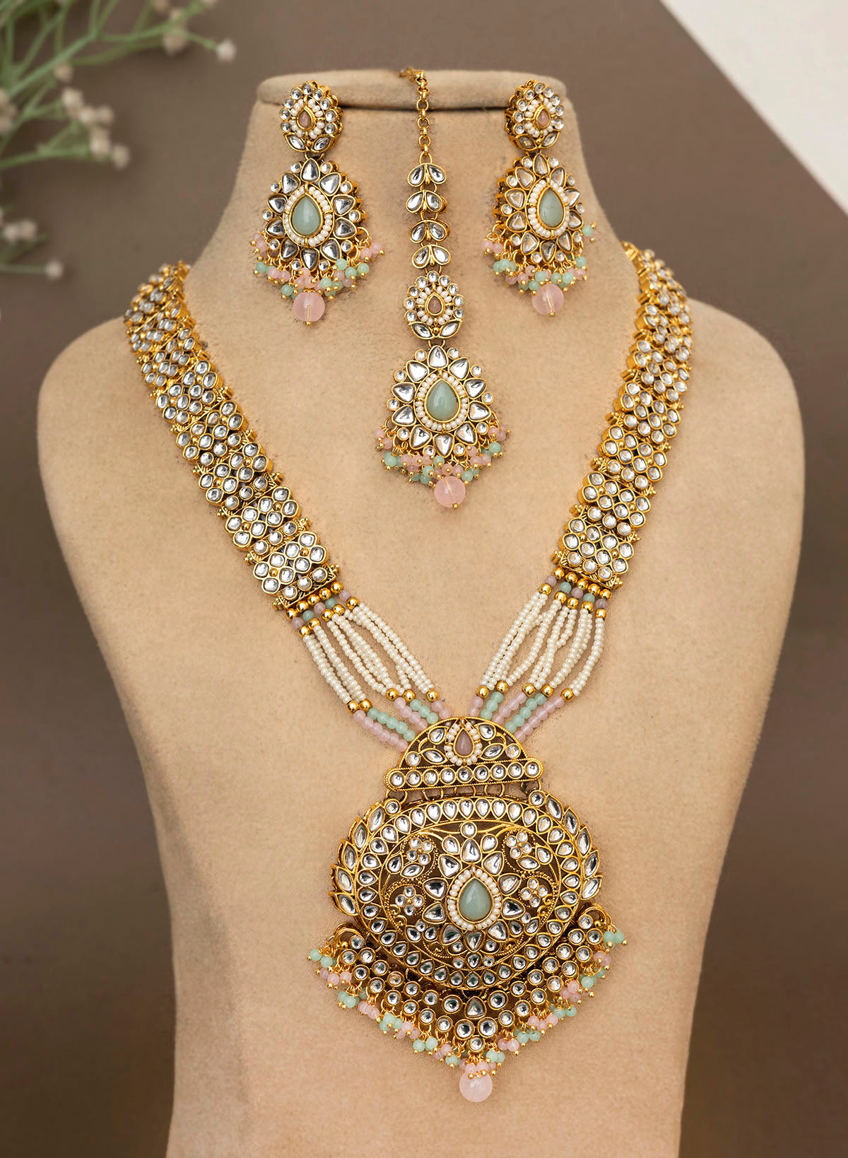 Bakulika necklace set