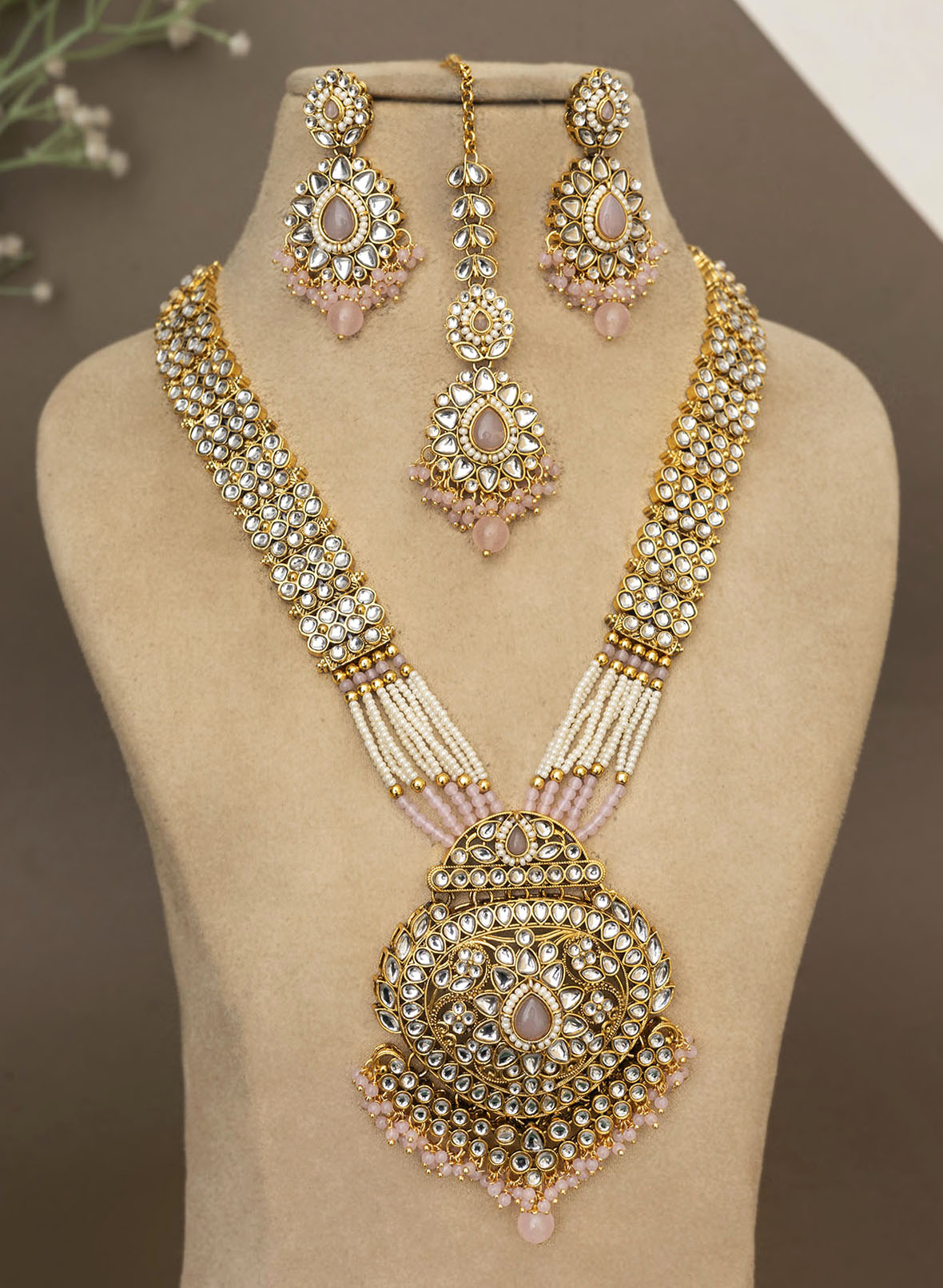 Bakulika necklace set