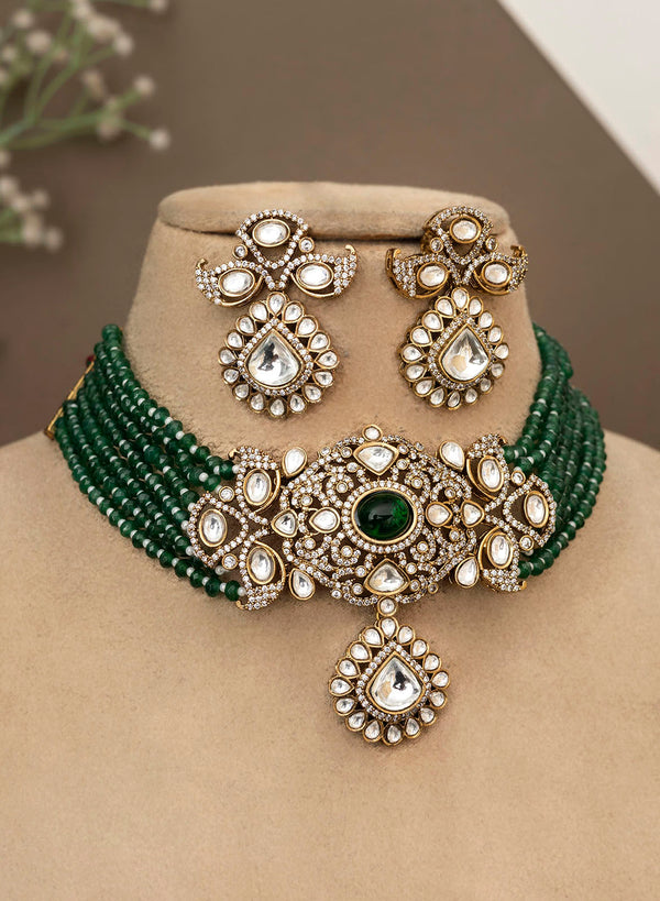 Pracheeta necklace set