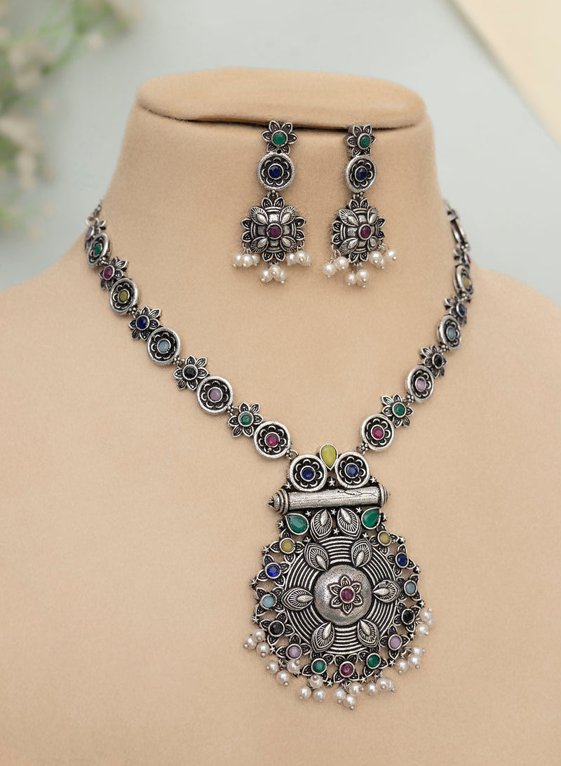 Chaaya necklace set