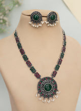 Dayita necklace set