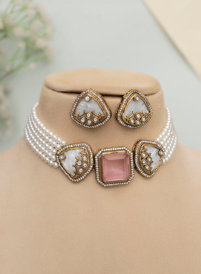 Gaurangi Choker Set