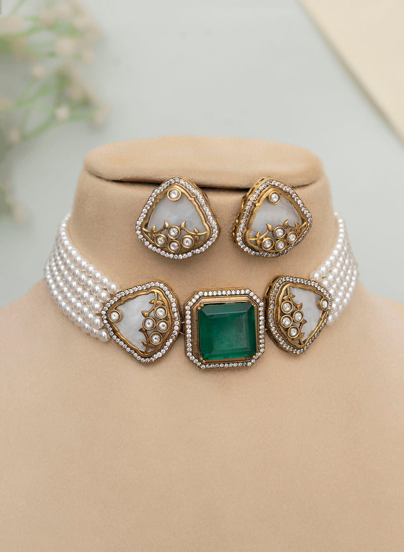 Gaurangi Choker Set