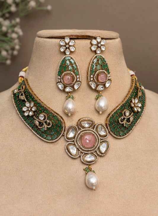 Jirat Necklace Set